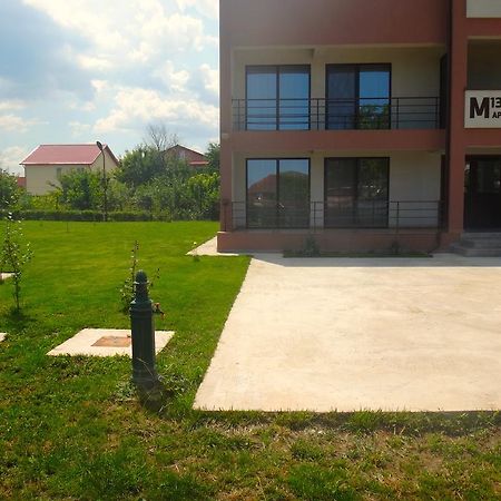 M13 Apartments Navodari Luaran gambar