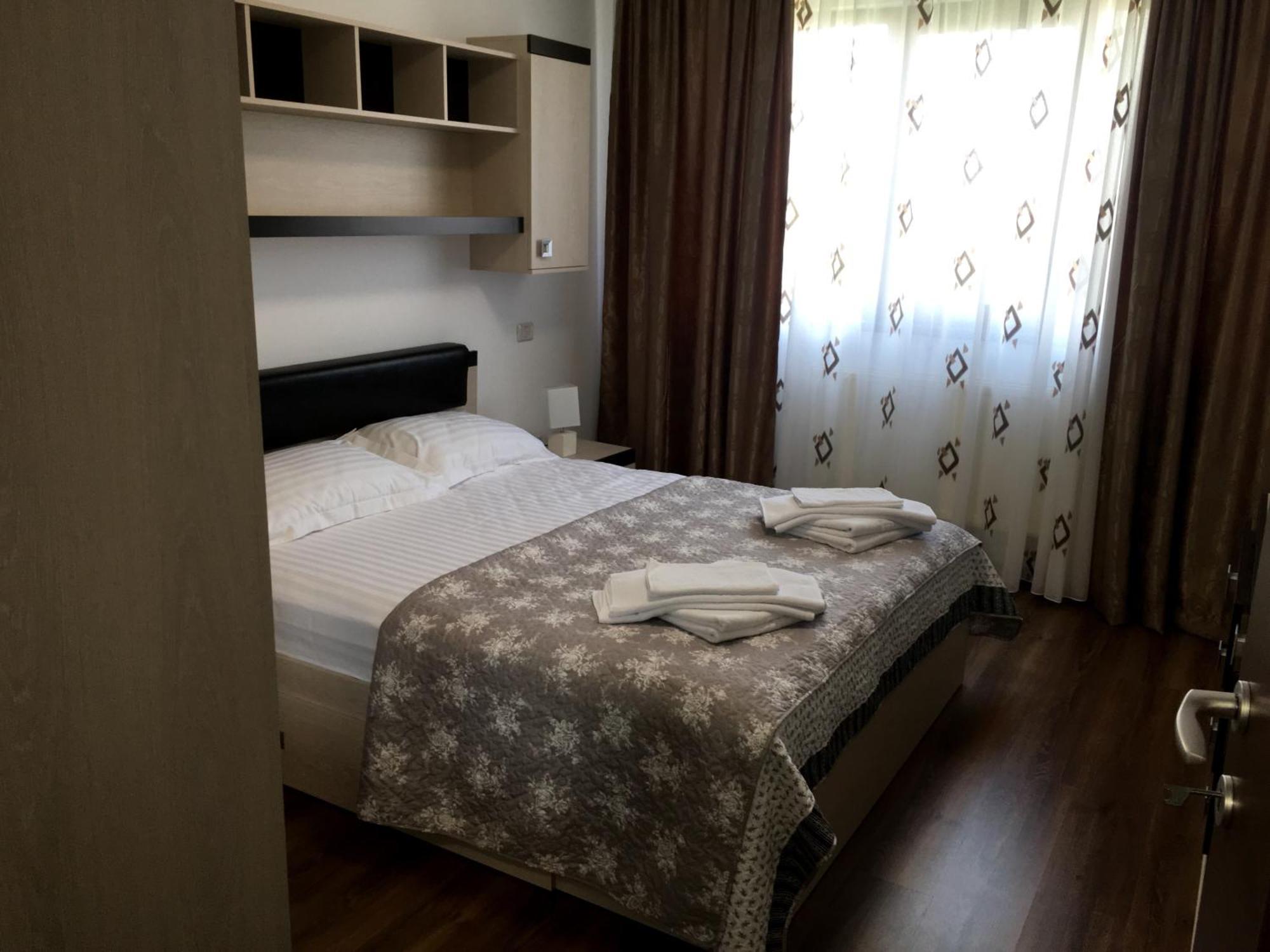 M13 Apartments Navodari Luaran gambar