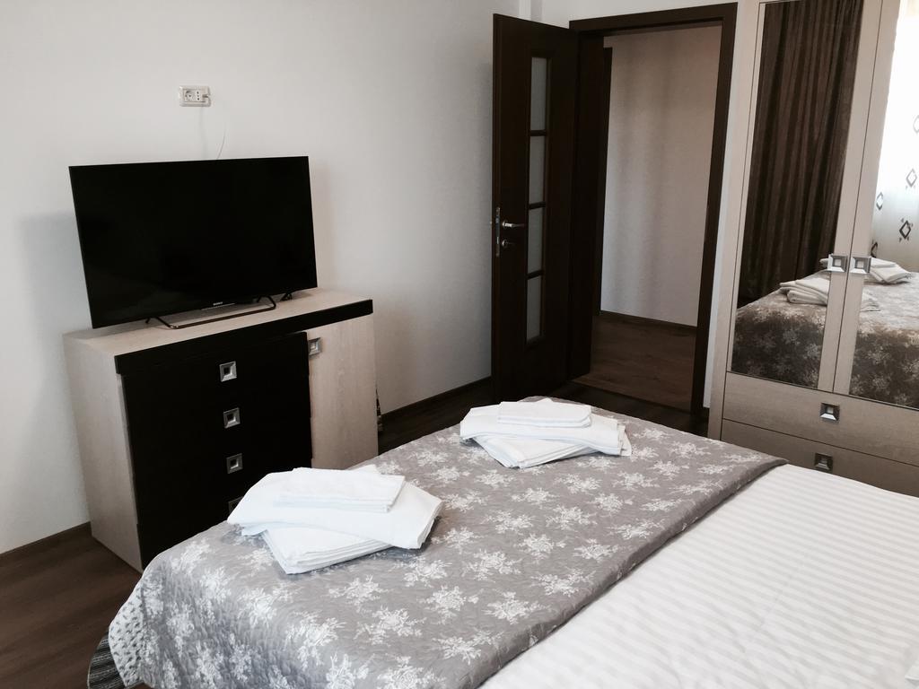 M13 Apartments Navodari Luaran gambar