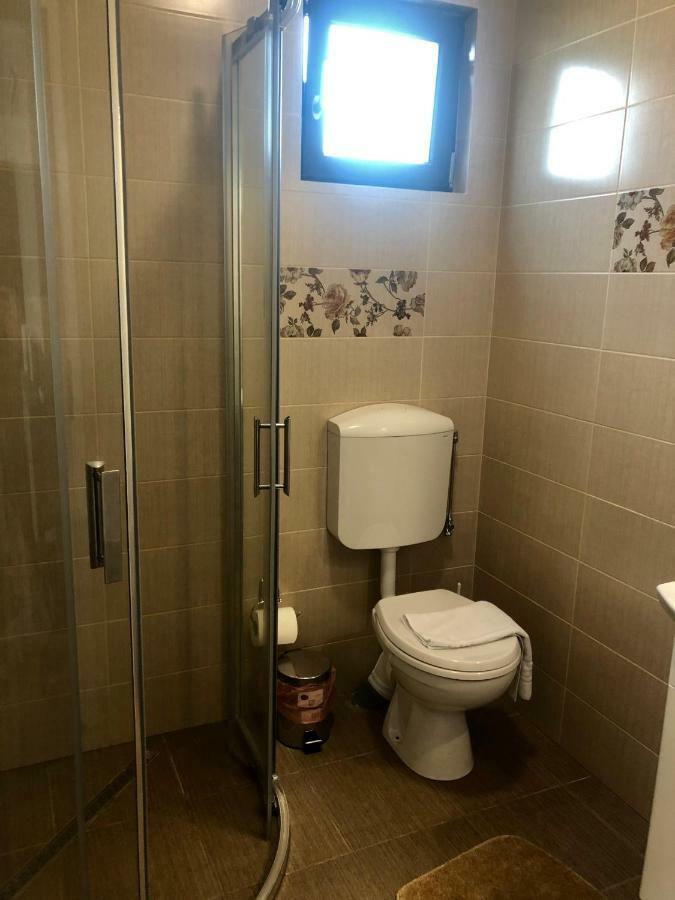 M13 Apartments Navodari Luaran gambar